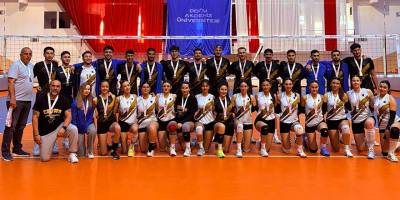 Voleybolda şampiyonluklar DAÜ’nün