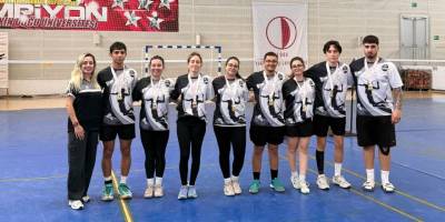 Badmintonda birincilik DAÜ’nün