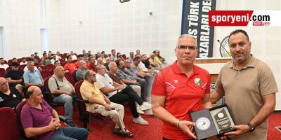 Futbolda değişen kurallar spor yazarlarına anlatıldı