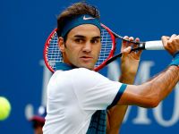 Federer galibiyetle döndü