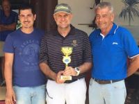 Golfte kupalar dağıtıldı