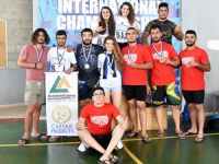 Limasol’da madalya bırakmadılar