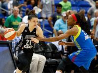 YDÜ’nün yıldızı WNBA’de parlıyor