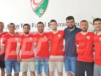 Gönyeli'den imza şov