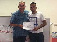 Yeni antrenörler diplomalarını aldı