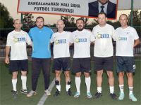 Bankalarda mücadele devam ediyor