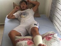 Semih'in ayağı alçıda