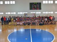 Talat Akkor basketbol şöleni ile anıldı