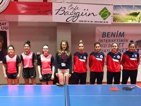 Masa tenisinde erteleme maçları oynandı