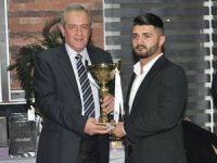 Güreşte ödüller verildi