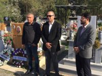 Esat Hoca unutulmadı