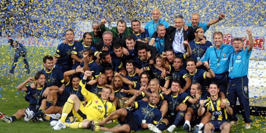 UNUTULMAZ DERBİ MAÇLARI: Fenerbahçe - Beşiktaş: 2-1