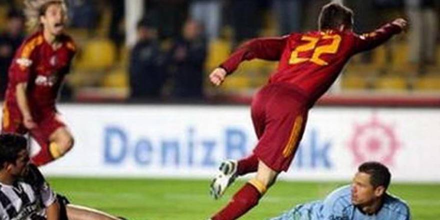 UNUTULMAZ DERBİ MAÇLARI: Galatasaray - Beşiktaş: 3-2
