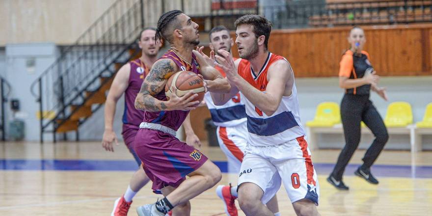 YDÜ gençleriyle kazandı: 84-32