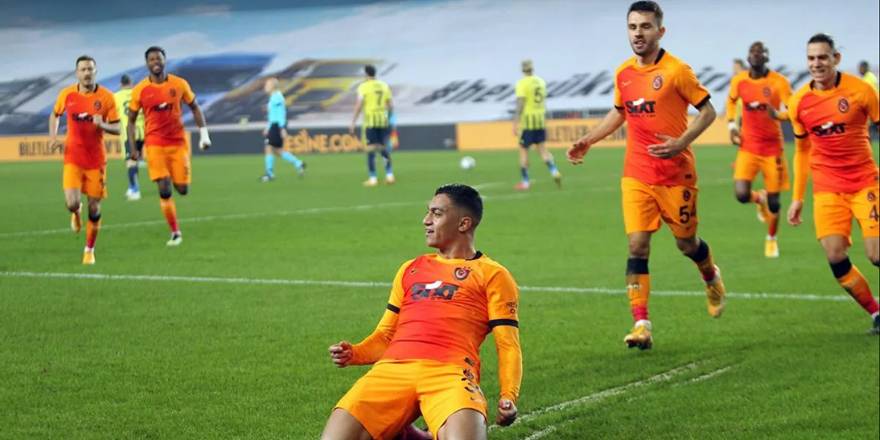 UNUTULMAZ DERBİ MAÇLARI: Fenerbahçe - Galatasaray: 0-1